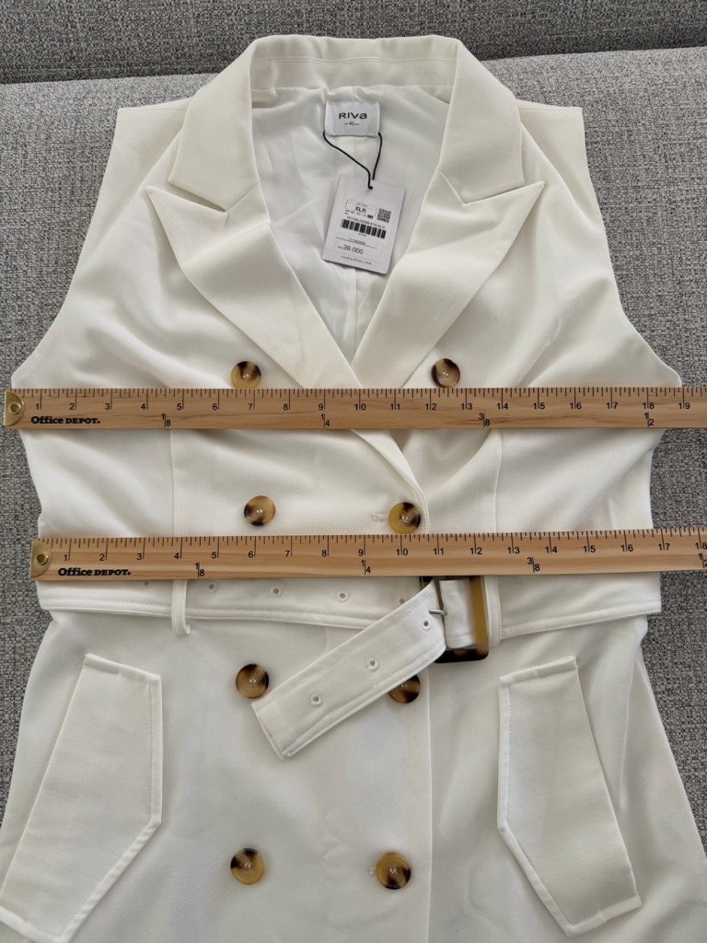 NWT Riva White Double-Breasted Sleeveless Trench Dress - Picture 9 of 14